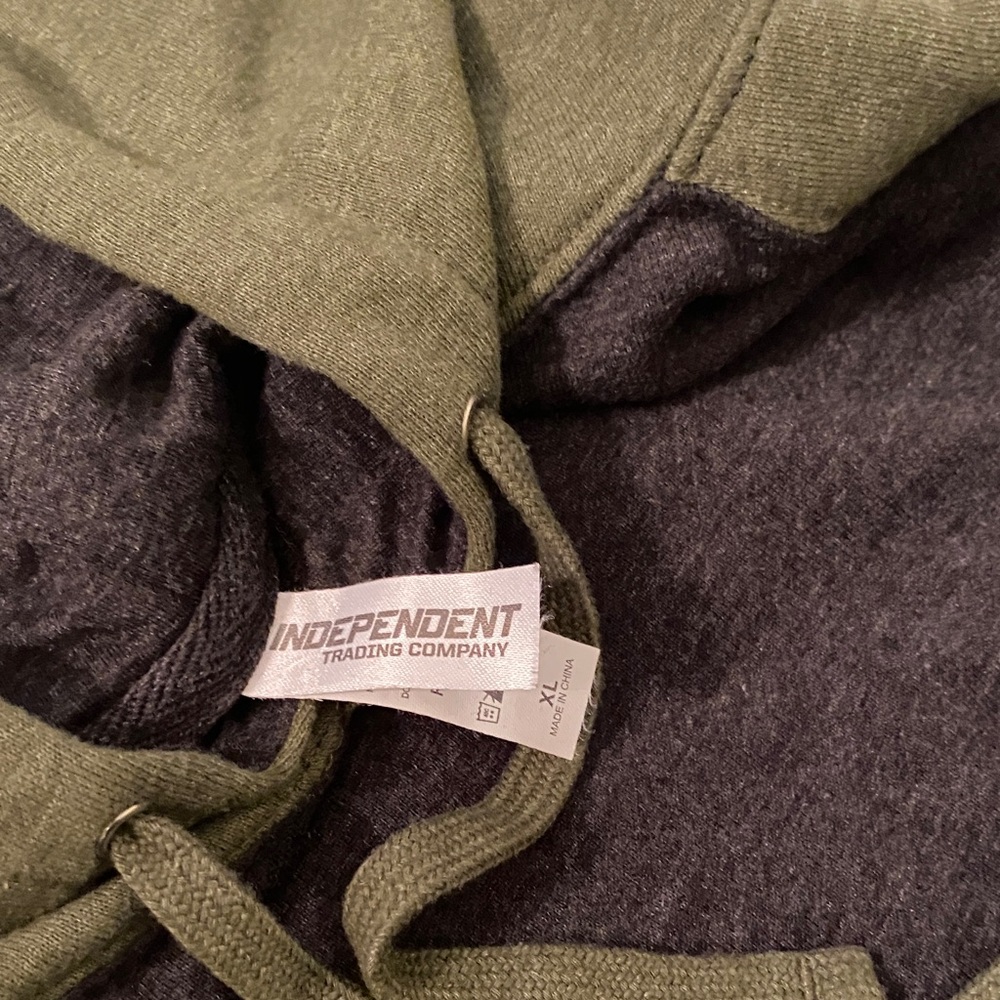 Independent Trading Company Men's Green and Gray Jacket